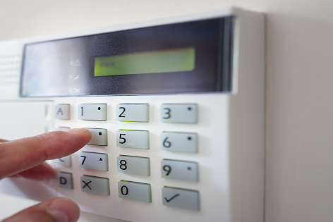 Alarm Systems & <span>Monitoring</span>